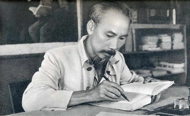 Chủ tịch Hồ Chí Minh (Ảnh tư liệu).