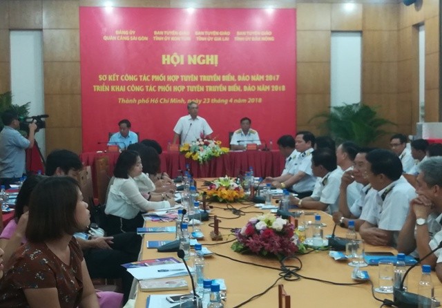 Đồng chí Nguyễn Văn Hùng, Ủy viên Trung ương Đảng, Bí thư Tỉnh ủy, Chủ tịch HĐND tỉnh phát biểu tại HN;