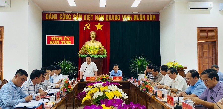 Đồng chí Nguyễn Xuân Thắng phát biểu tại buổi làm việc. Ảnh: MT