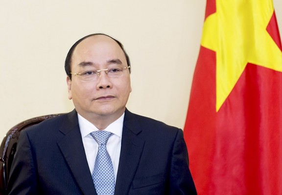 Ủy viên Bộ Chính trị, Thủ tướng Chính phủ Nguyễn Xuân Phúc.
