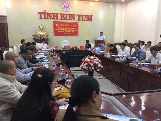 Quang cảnh hội nghị sơ kết giữa kỳ Đề án giảm nghèo theo phương pháp tiếp cận đa chiều tỉnh Kon Tum