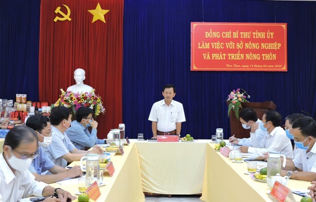 Đồng chí Bí thư Tỉnh ủy Dương Văn Trang phát biểu tại buổi làm việc. Ảnh: TH